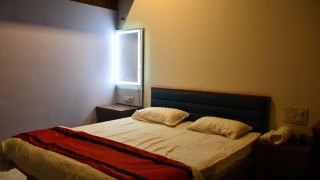 Anchor-beach-resort-diveagar-7